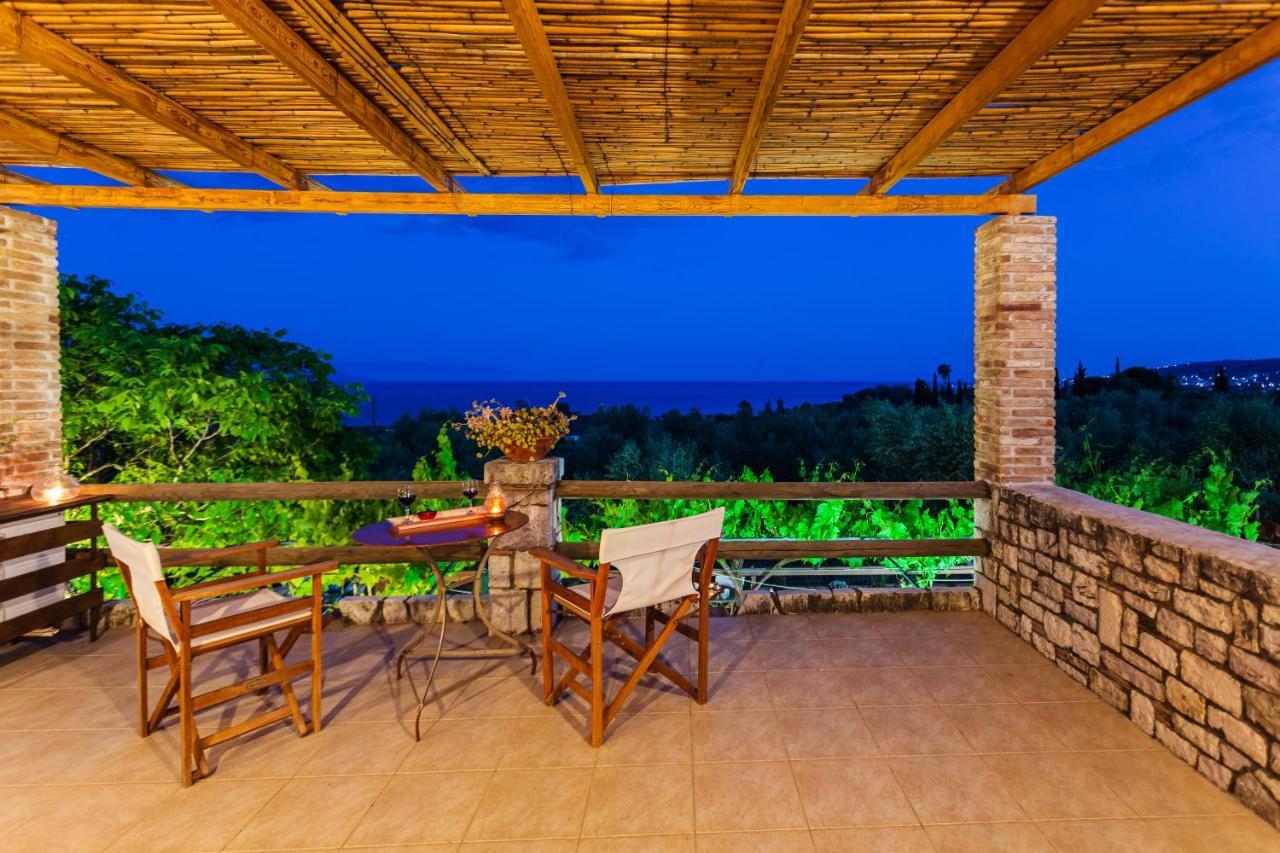 Hébergement de vacances Olive Garden Stone House Near The Petalídhion